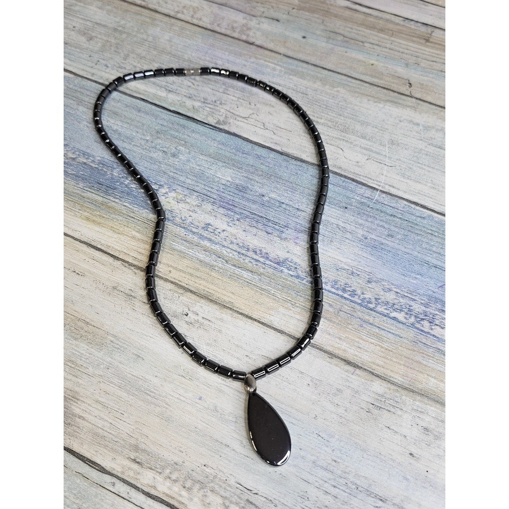 Hematite Black Gun Metal Gray Tear Drop Necklace Barrel Clasp NWOT 17"